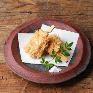 本まぐろ使用。中トロの香り揚げ
